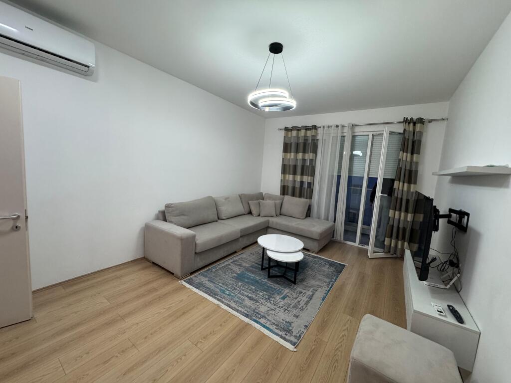 Apartament me qera 2+1+2+parkim Don Bosko