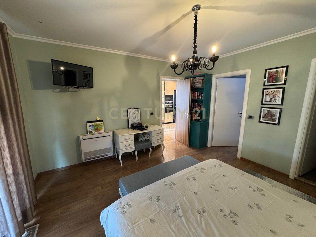 State Super Apartment 3+1+2 + Storage + Veranda – 5 May Area!