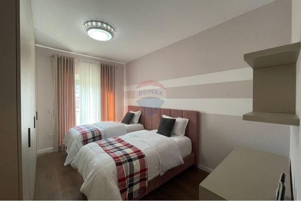 Apartament - Për Shitje 3+1 + 2P - Park Life