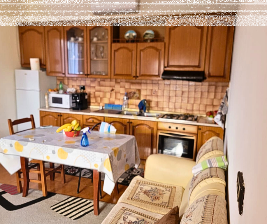 Shitet Vilë – Shkallnur, Durrës