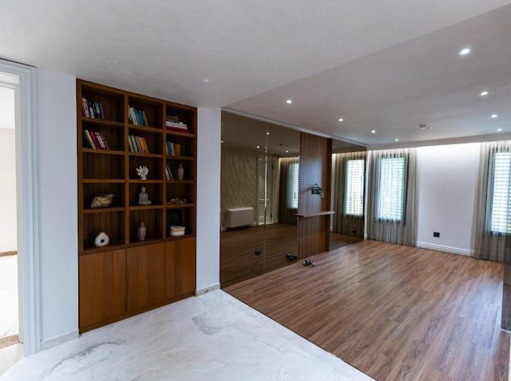 🏰 SUPER VILË LUKSOZE 4 KATËSHE NË ILIRIA PLAZH DURRËS