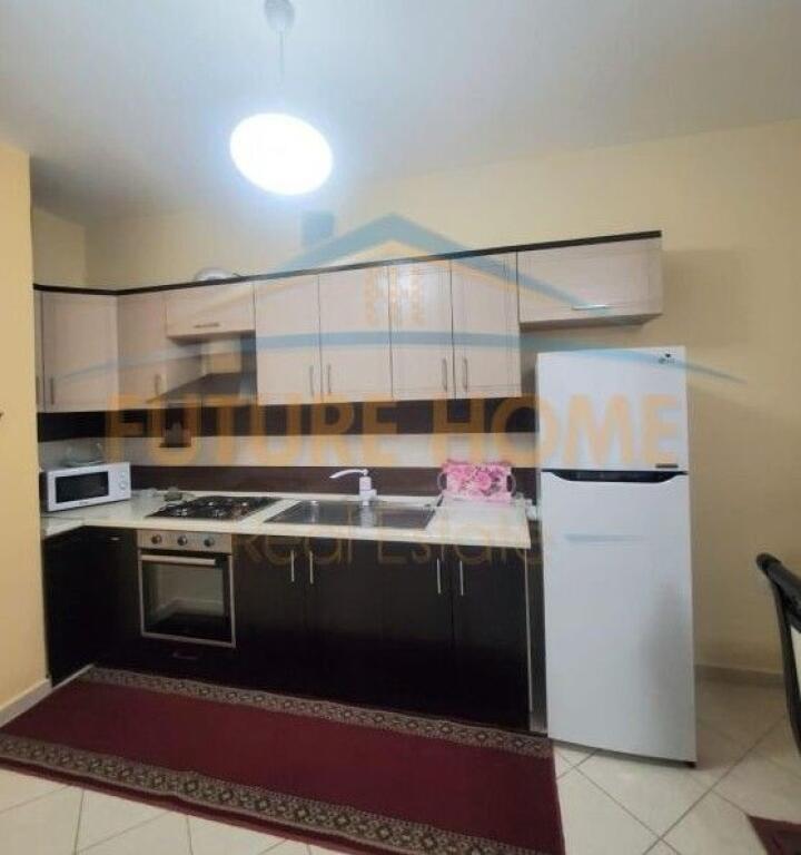 Qera, Apartament 1+1, Fresku, Tiranë