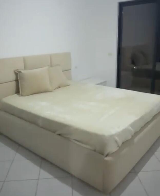 Apartament me qira 1+1 në Astir te Big Pjata!