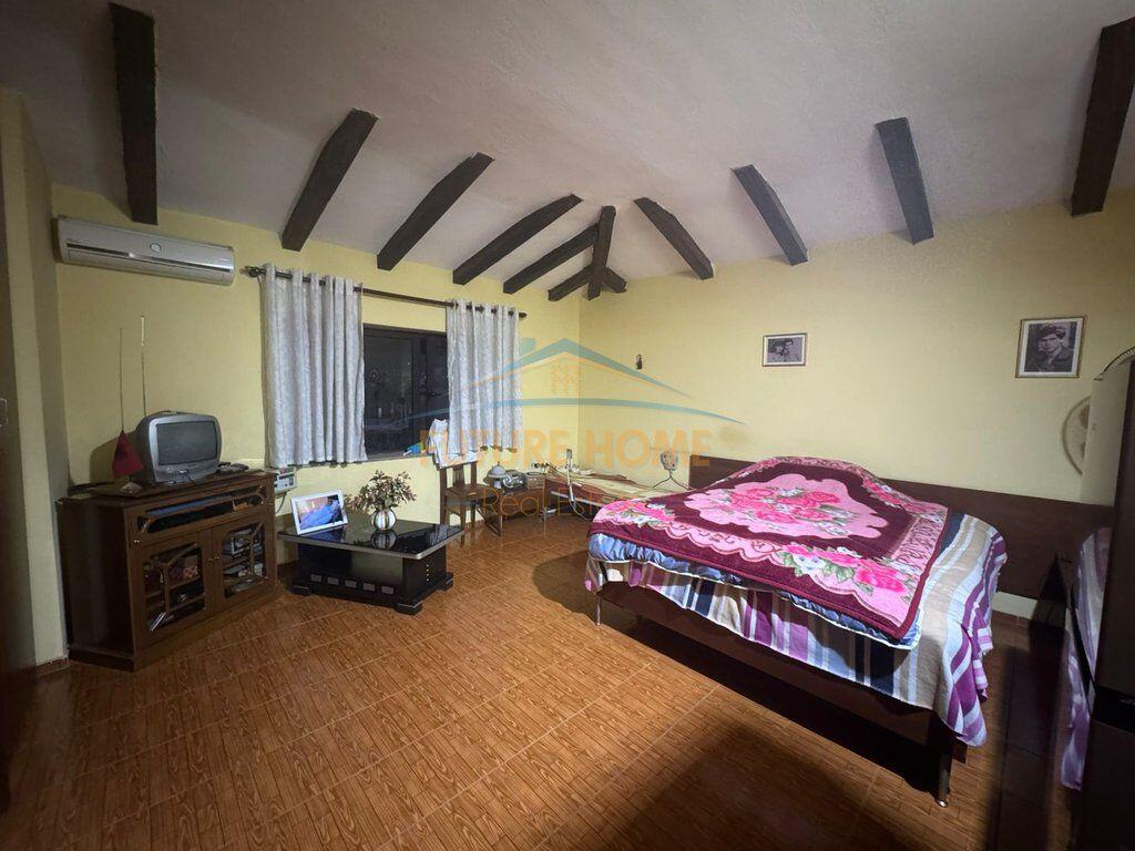 For sale, Apartment 3+1+2, 4 Deshmorët Street, Tirana. .