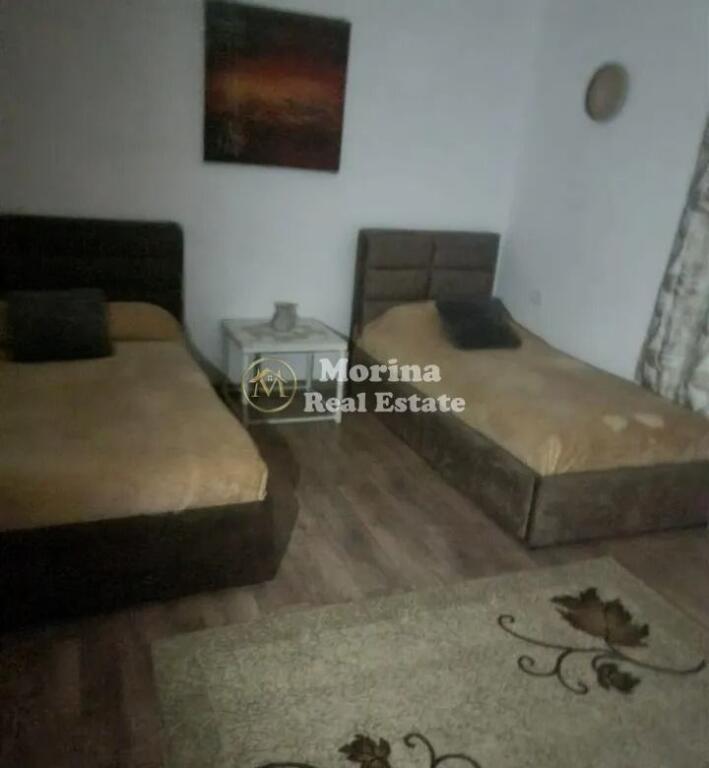Rent | Private house 1 + 1 | Dibrës Street | 380 €/month