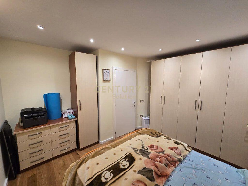 APARTMENT 2+1 FOR SALE NEAR "RED SCHOOL"!!!