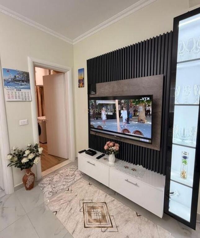 APARTAMENT ME QERA 1+1 + POST PARKIMI