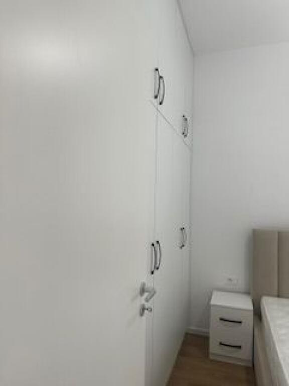 Super apartment 1+1 n Ali Dem I pa banuar me pare