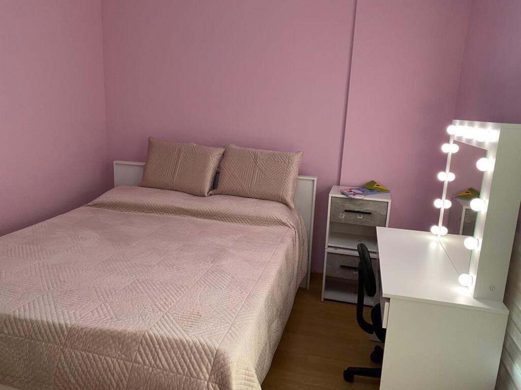 🏡 Jepet me qera apartmenti 2+1 ne Qender