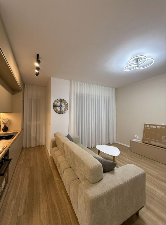 Jepet me qira apartament 1+1 – Bulevardi i Ri, Jordan Misja