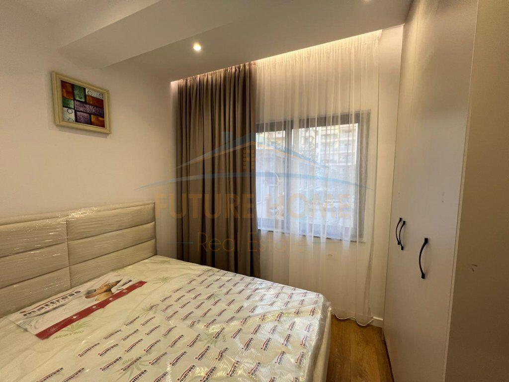 In vendita, Appartamento 1+1, Comune di Parigi, Tirana