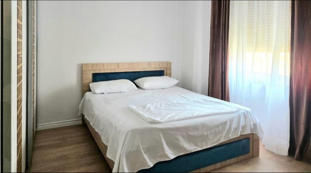 APARTAMENT ME QERA 2+1 KOMUNA E PARISIT 800 EURO