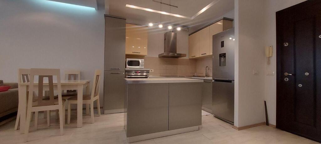 Jepet me qira 2+1+2 ASTIR 50.000 leke