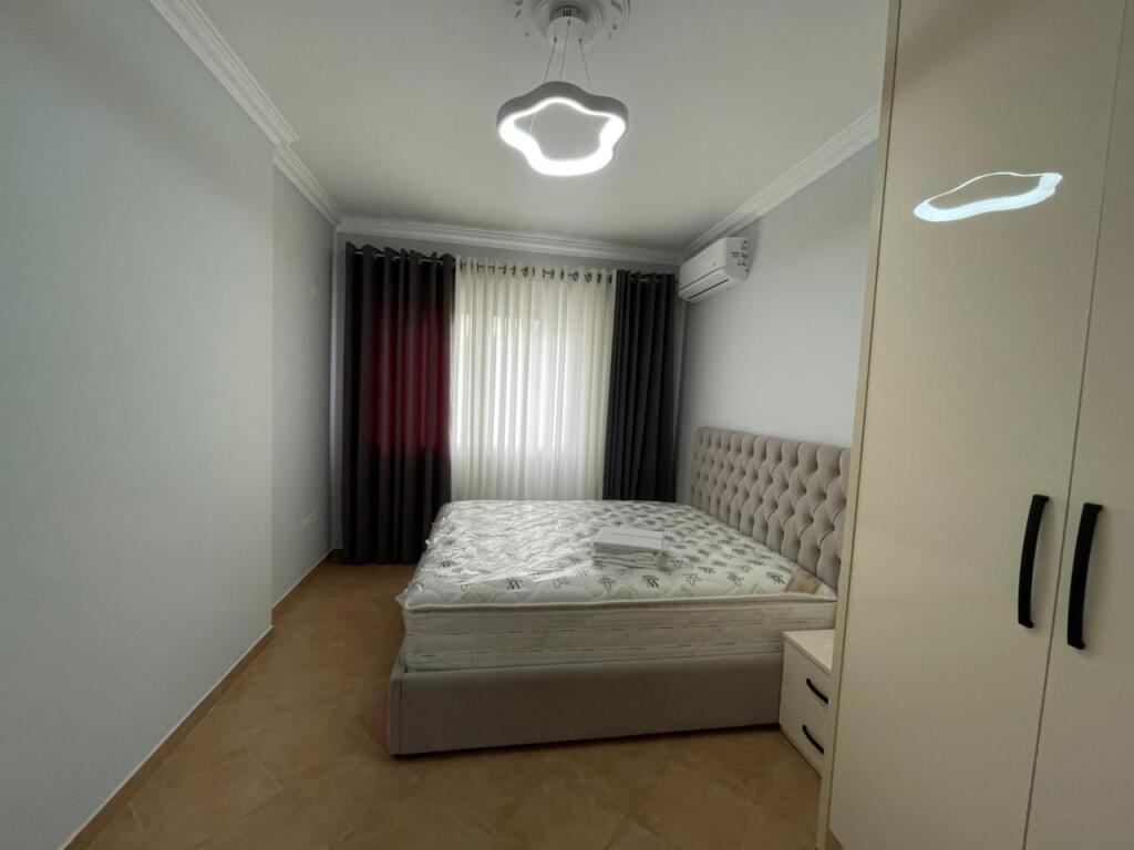 Apartament modern 2+1 me qira te Rruga e Kavajes!
