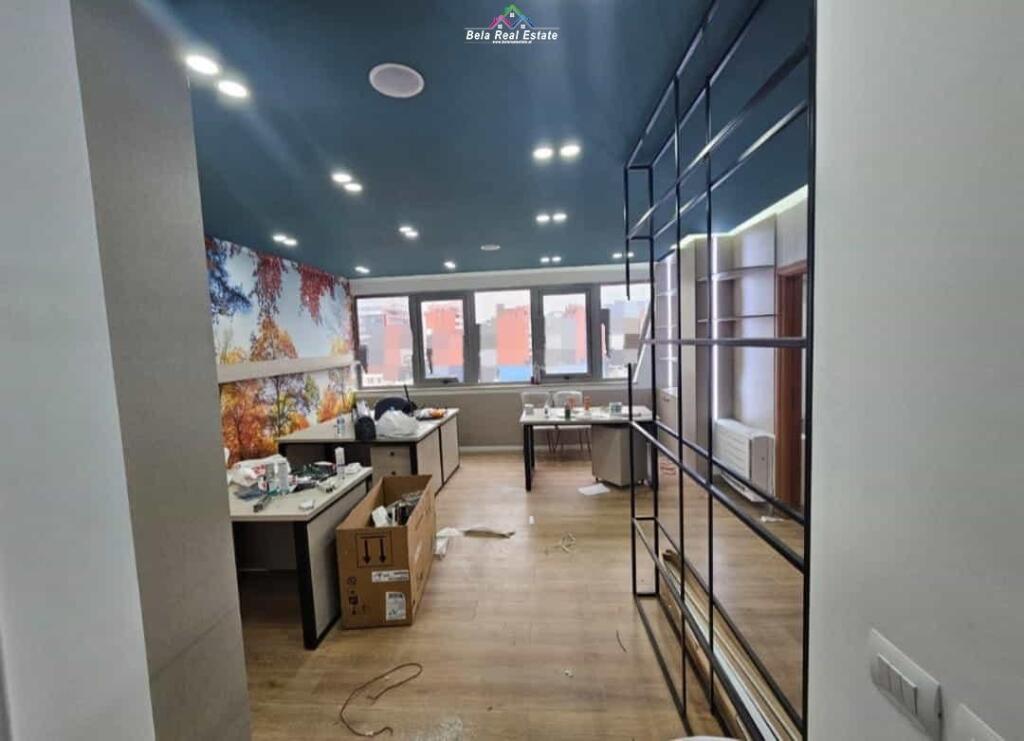 Zyre Me Qera 2+1 Tek Rruga e Kavajes (ID BZ2768) Tirane