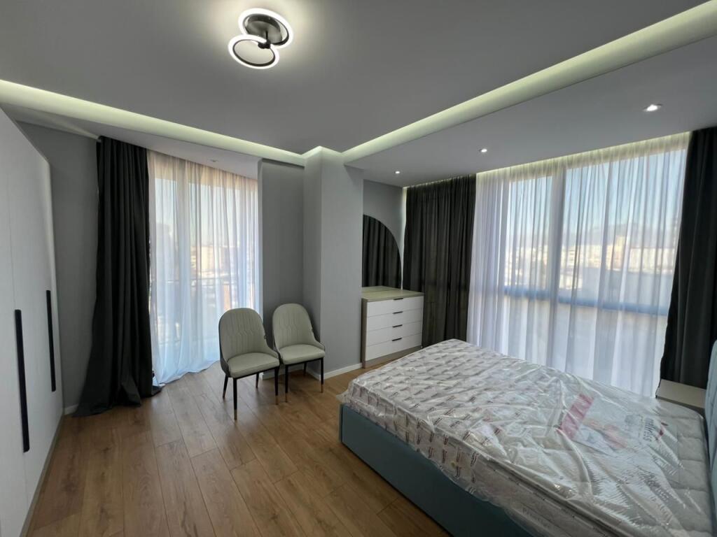 APARTAMENTE 2+1+POST PARKIMI ME QIRA - REZIDENCA GOLDEN TOWER
