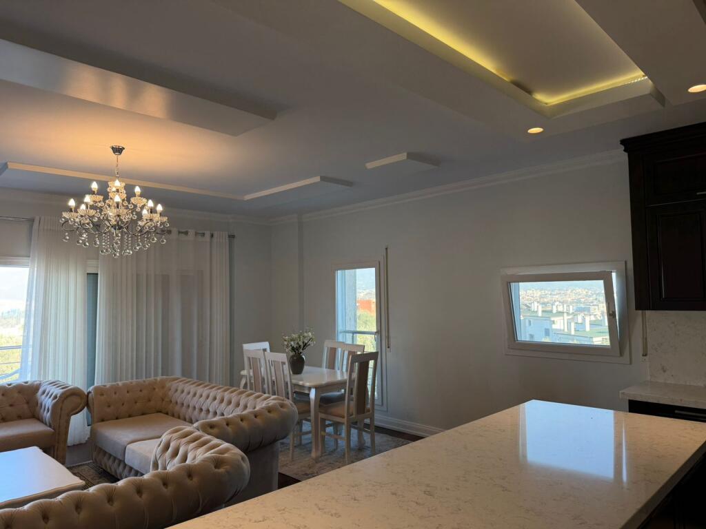 Apartamet 2+1 tek Rruga Peti