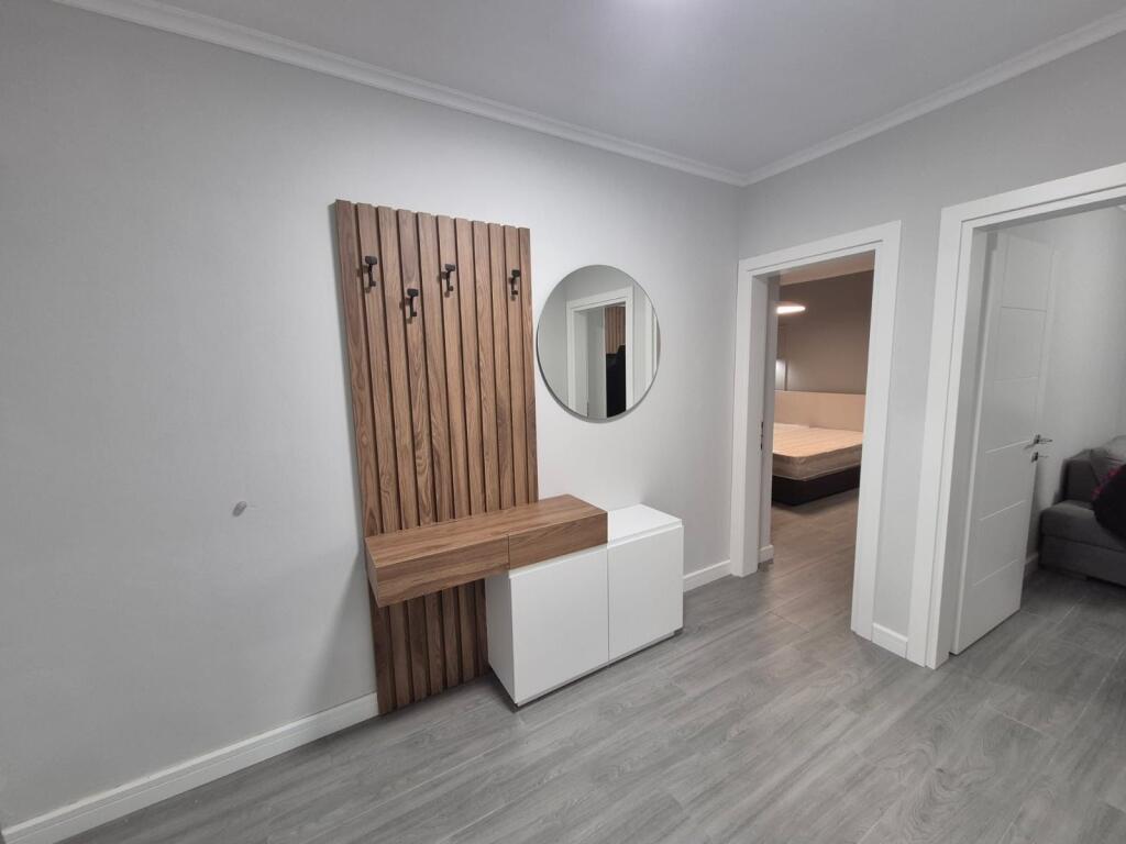 1+1,furnished for the first time,red school,550 thousand lek