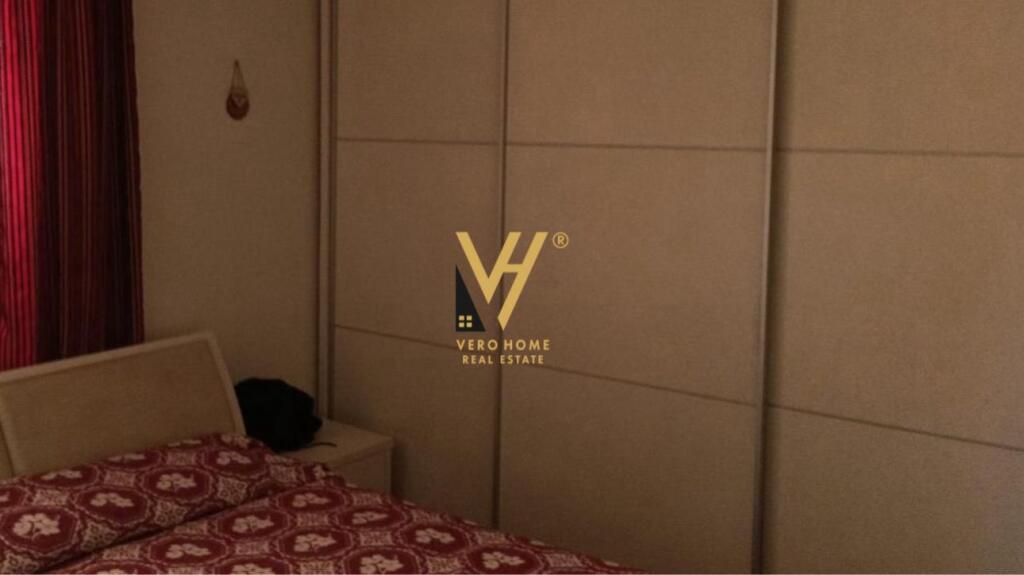 JEPET APARTAMENT 2+1+BLK ME QERA TE ISH FUSHA AVIACIONIT 700 EURO