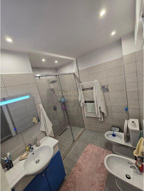 APARTMENT 2+1 FOR SALE NEAR "RED SCHOOL"!!!