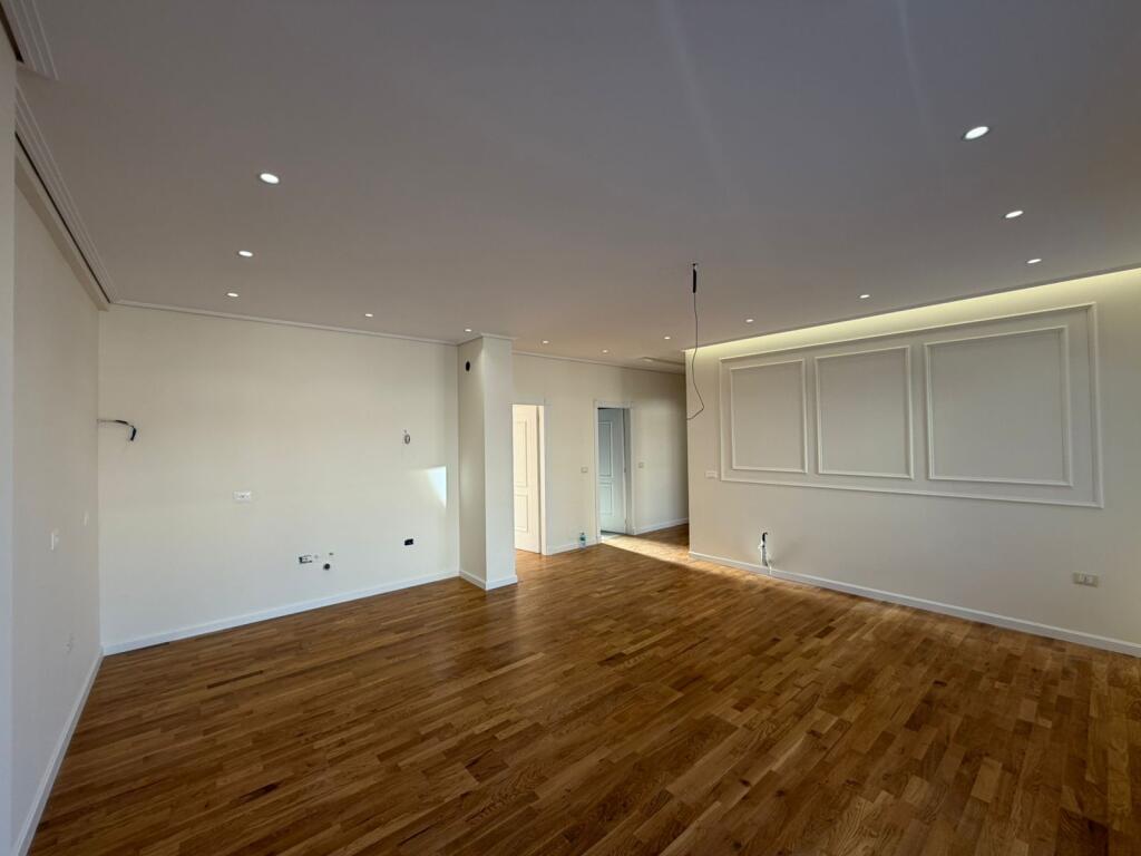 Apartment 2+1 for sale in Shkoze