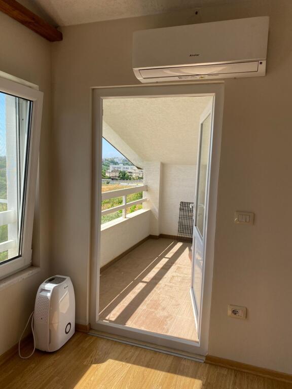 Villa for rent in the market area