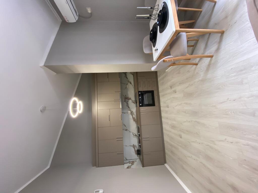 Panthouse 2+1, dry lake, 2 parking spaces, 850 euro