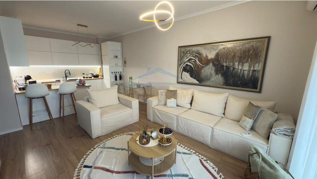 Apartament 2+1+2 ne shitje ne rrugen Jordan Misja, Tirane