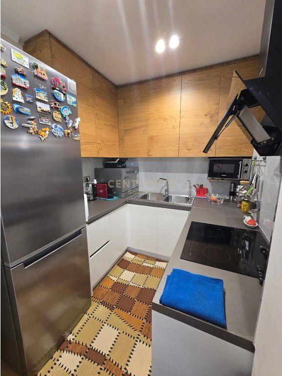 APARTMENT 2+1 FOR SALE NEAR "RED SCHOOL"!!!