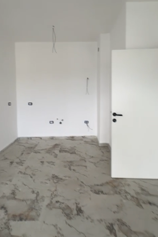 VENDESI APPARTAMENTO 1+1 DURAZZO 80.000 EURO