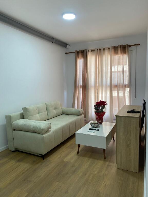 Apartament 1+1+parkim, Don Bosko!