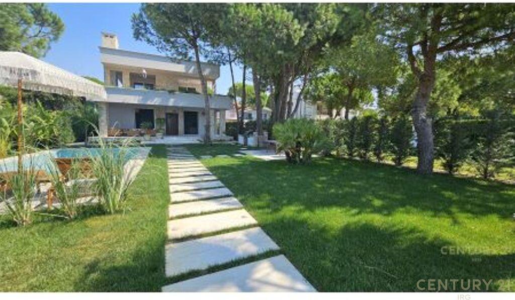 Super Vilë në Vijë të Parë – Kompleksi Lura