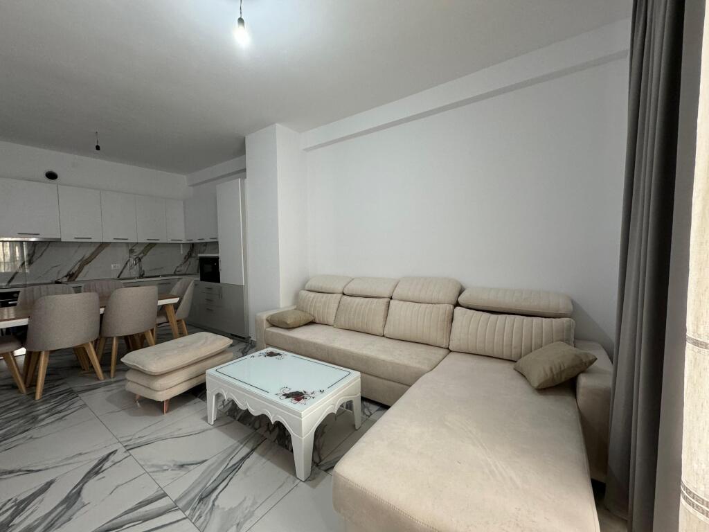 🏡Jepet me Qira Apartament 2+1 – Yzberisht💰 Çmimi: 50.000 lekë të reja / muaj