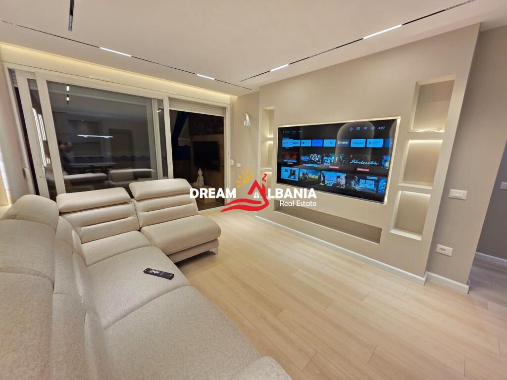 Apartment 2+1+2 for sale in Myslym Shyr, near the former Exhibition in Tirana (ID 41212137)
