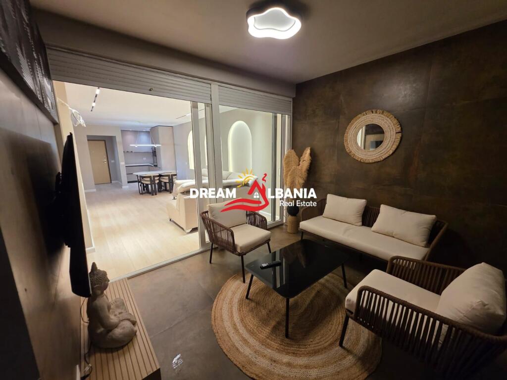 Apartment 2+1+2 for sale in Myslym Shyr, near the former Exhibition in Tirana (ID 41212137)
