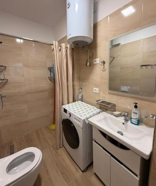 APARTAMENT ME QERA 1+1 + POST PARKIMI