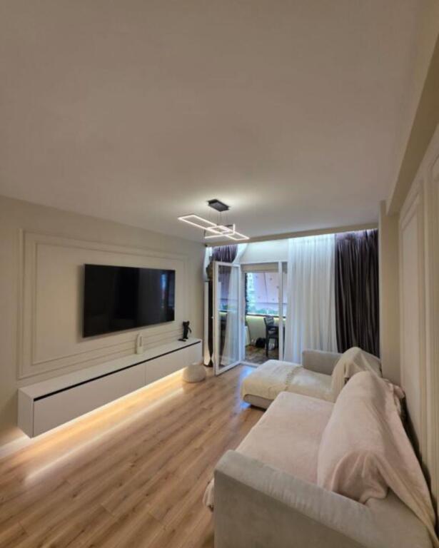 Appartamento 2+1+2 - Comune di Parigi