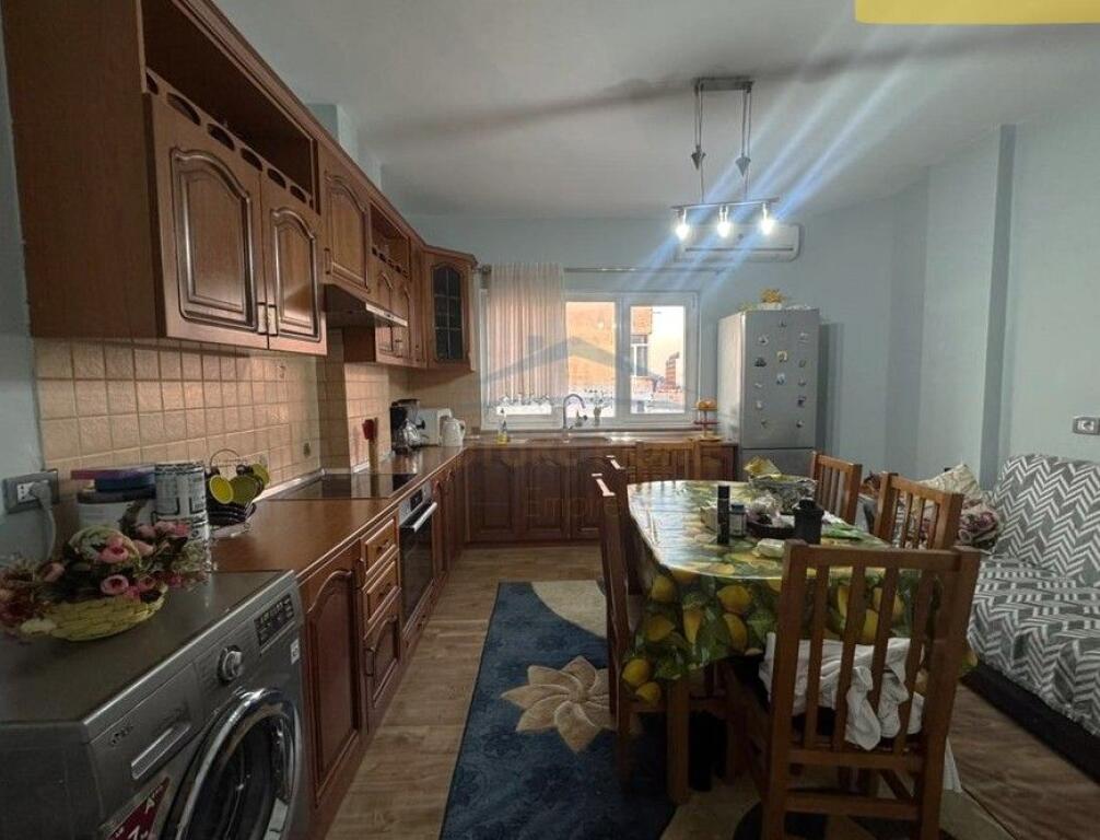 In vendita, Appartamento 2+1, Jordan Misja, Tirana