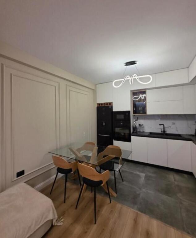 Appartamento 2+1+2 - Comune di Parigi