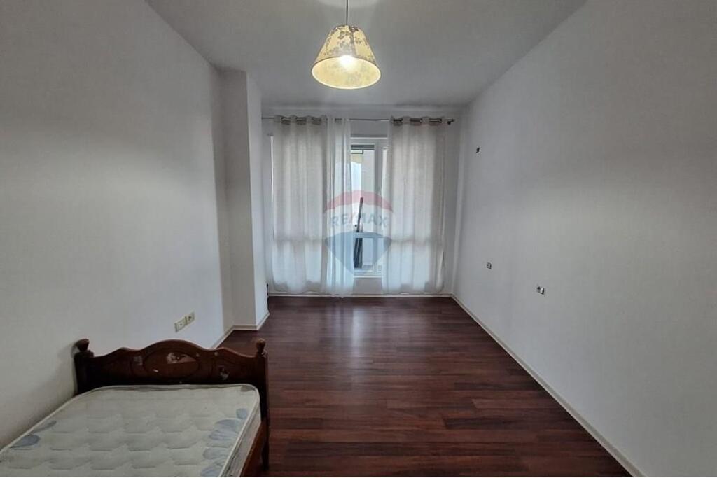 2+1 apartment for rent at Kodra e Diellit