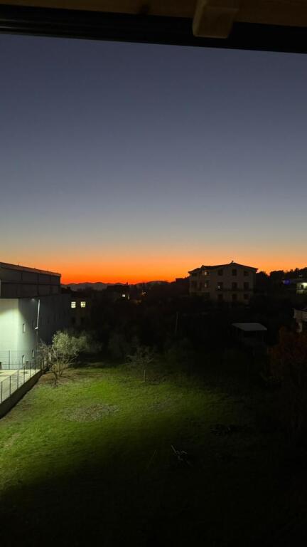 !!!SUPER SHTEPI ME QERA NE FARK!!!