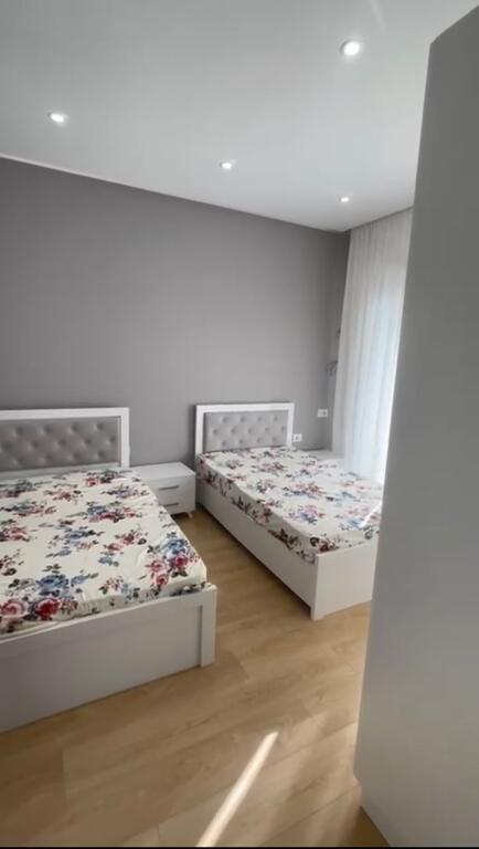 🏠 Jepet me qira Apartament 2+1+2 – Kinostudio