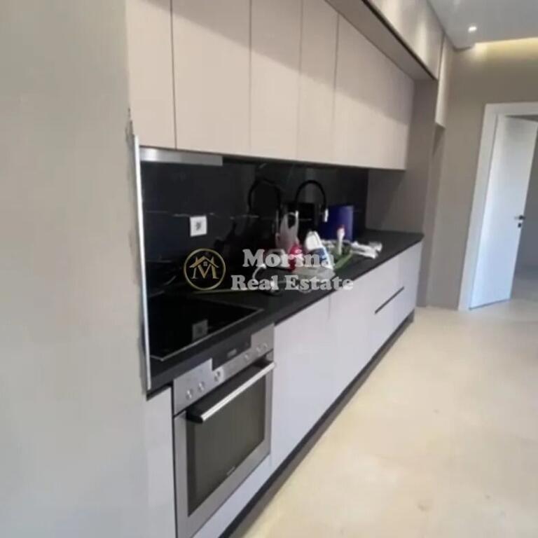 Qera | Apartament 1 + 1 | Rruga 5 Maji | 400 €/muaj