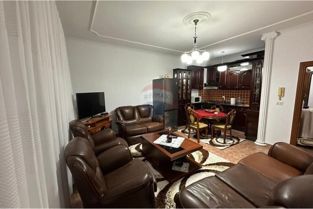 Apartment 1+1 For Rent - Ndre Mjeda Street, Tirana