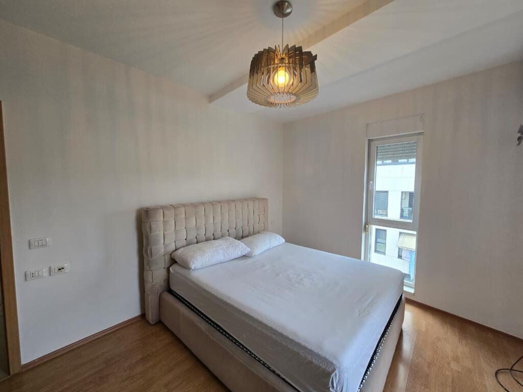 JAPIM ME QIRA APARTAMENT 2+1 TEK KOMPLEKSI MAGNET!