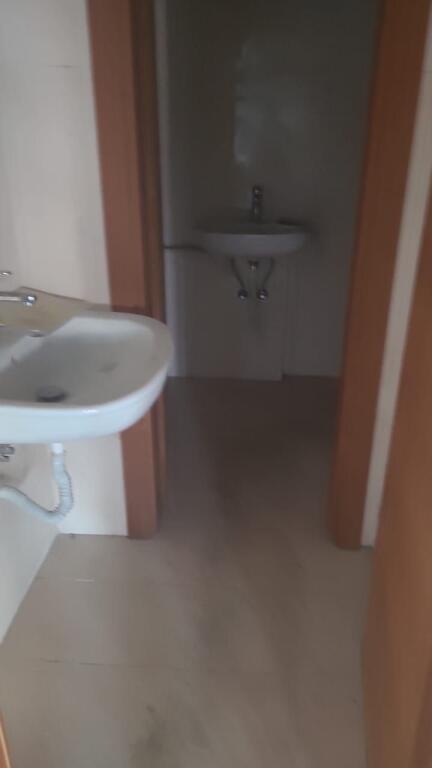 Business premises for rent (Sky towers)