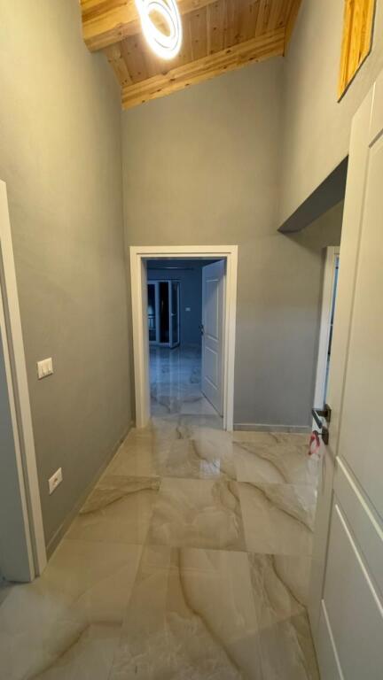 !!!SUPER SHTEPI ME QERA NE FARK!!!