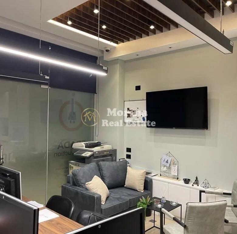 Shitje | Ambjent Biznesi | Komuna e Parisit | 82000 €