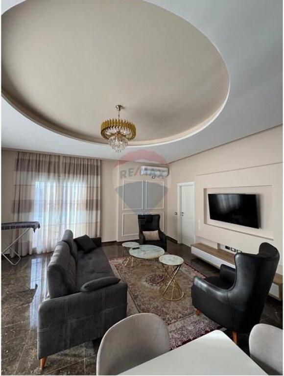 Penthouse 2+1 me Qera