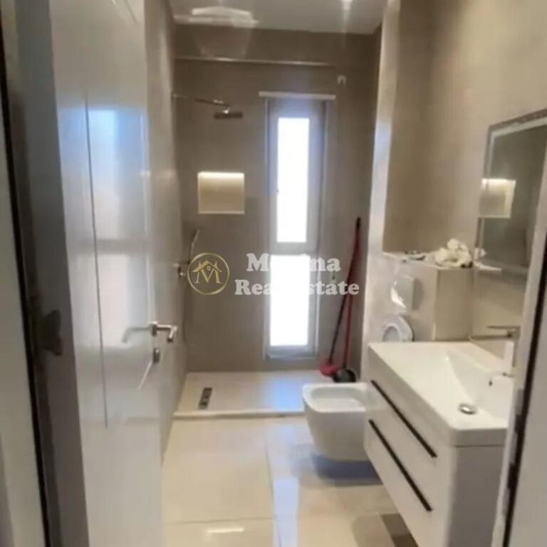 Qera | Apartament 1 + 1 | Rruga 5 Maji | 400 €/muaj